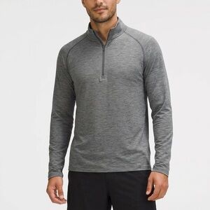 Lululemon Men's Metal Vent Tech 1/2 Zip Activewear in Heathered Grey Sz L